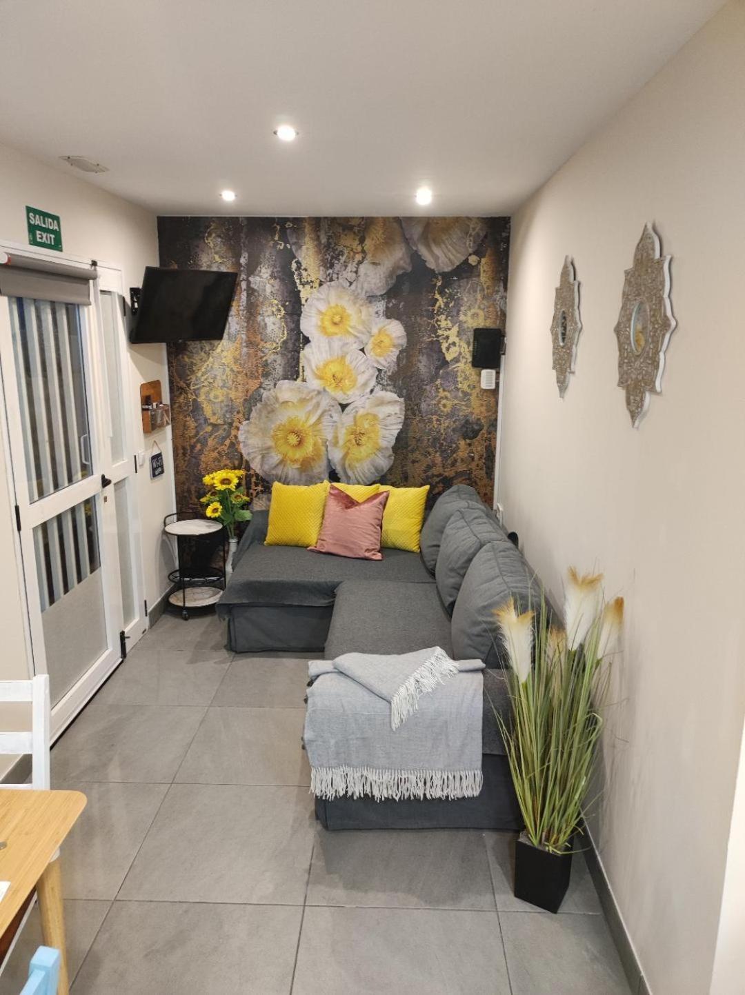 Center Flat Puerto Del Carmen Near The Beach Natural Elements Apartment Esterno foto